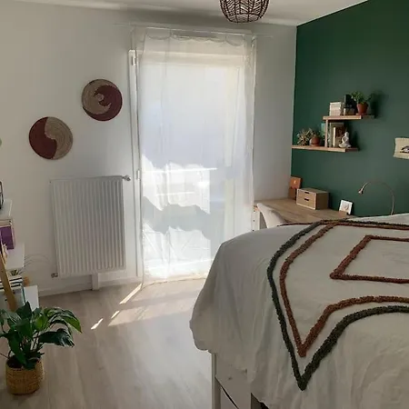 Holiday home Maison Des Mesanges *